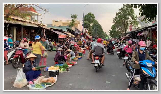 Chợ Mỹ Phước 1 Bến Cát Bình Dương tấp nập vào mỗi buổi sáng 