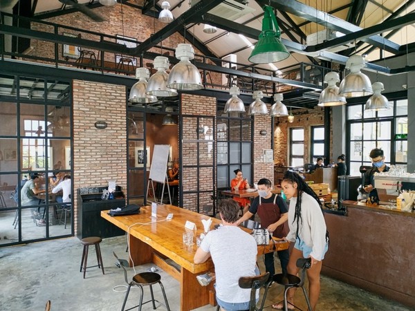 Những điểm nổi bật và hạn chế của The Workshop Coffee